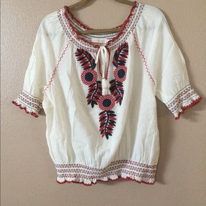 Blouse/Top Embroidery Accent/Three Quarter sleeve